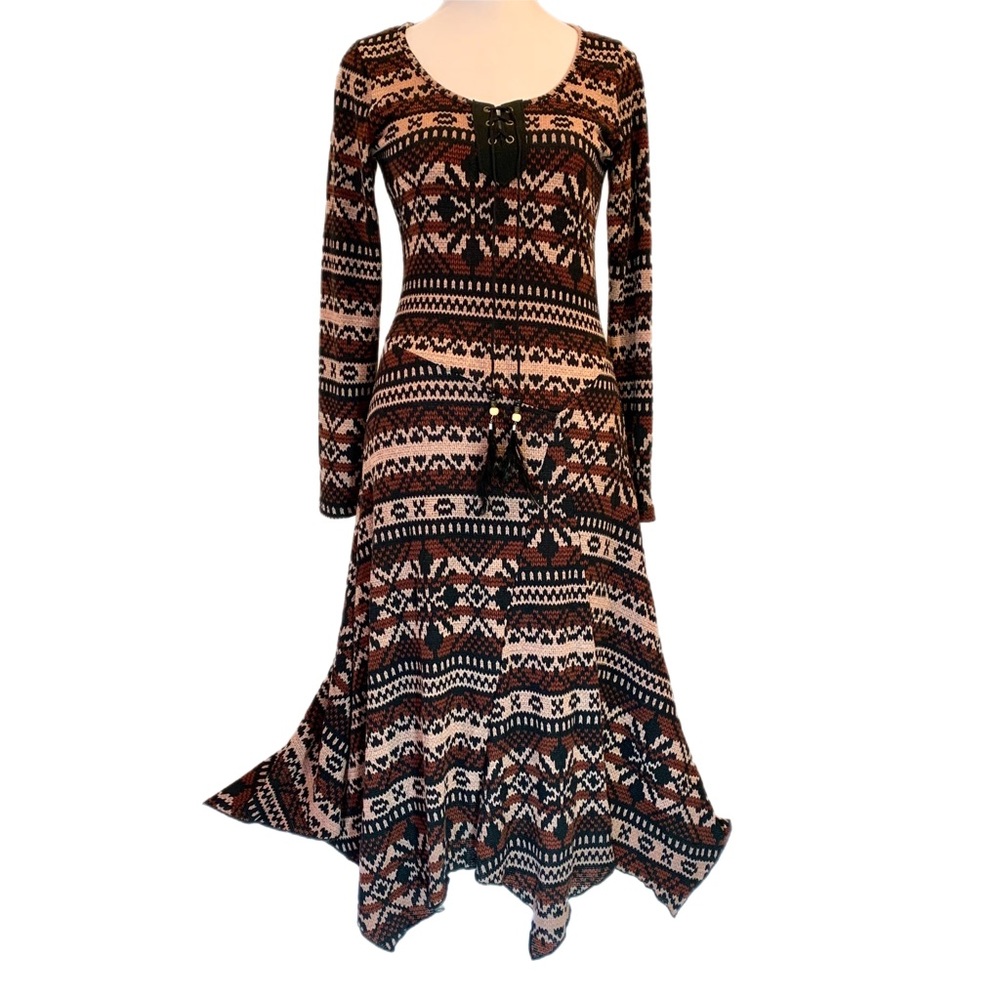 NWT My Beloved Long Sleeve Hanker chief Hem Feather Tassel Sweater Dress size S - Picture 6 of 14